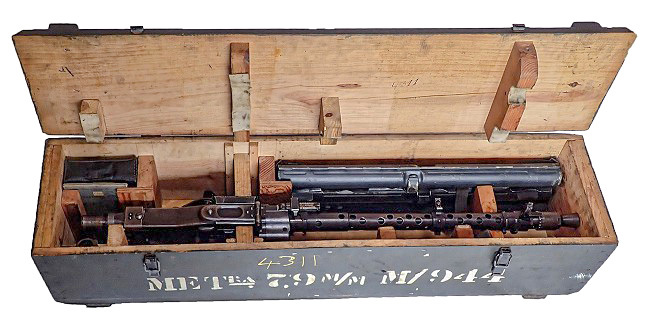 MG34_BOX4-3.jpg