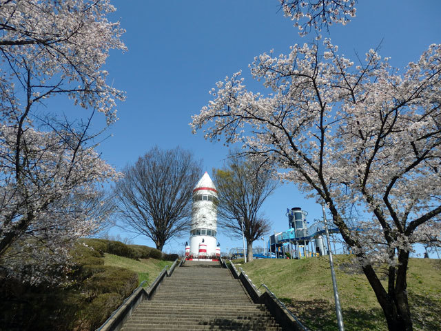 佐久市の稲荷山公園タワー