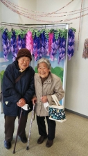 写真⑬藤とおばあさん