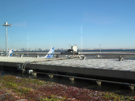 羽田空港ANAラウンジからの眺め